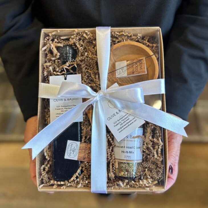 olive and oil basket