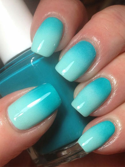 blue ombre nails