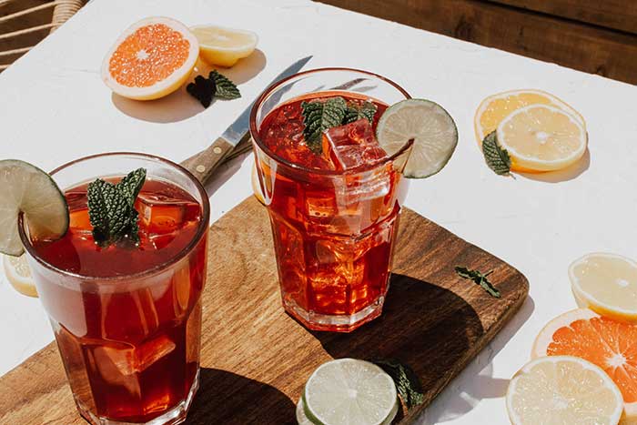 Summer Cocktails Are In Season: 5 Ways to Up Your Drink-making Game