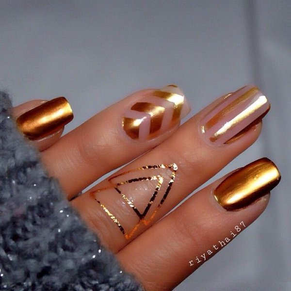 gold chevron nails