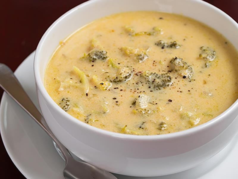 slow cooker broccoli cheddar soup