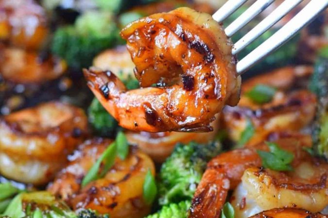 Honey Garlic Butter Shrimp & Broccoli