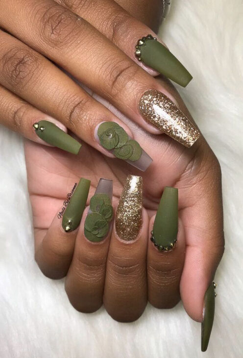four leaf clover nails
