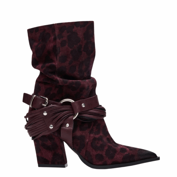 Moto ankle boot for fall