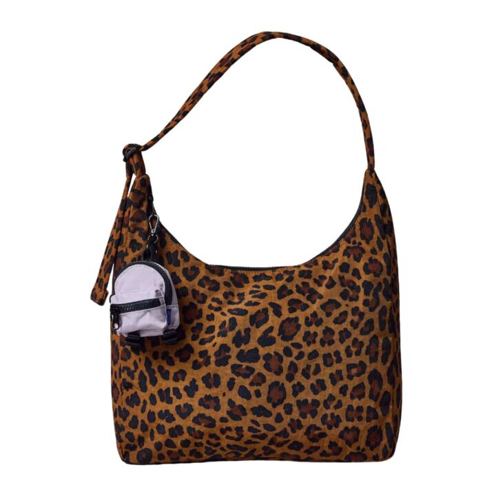 Urban Outfitters (US and RoW) BAGGU Nylon Shoulder Bag Add to folder Urban Outfitters (US and RoW) BAGGU Nylon Shoulder Bag