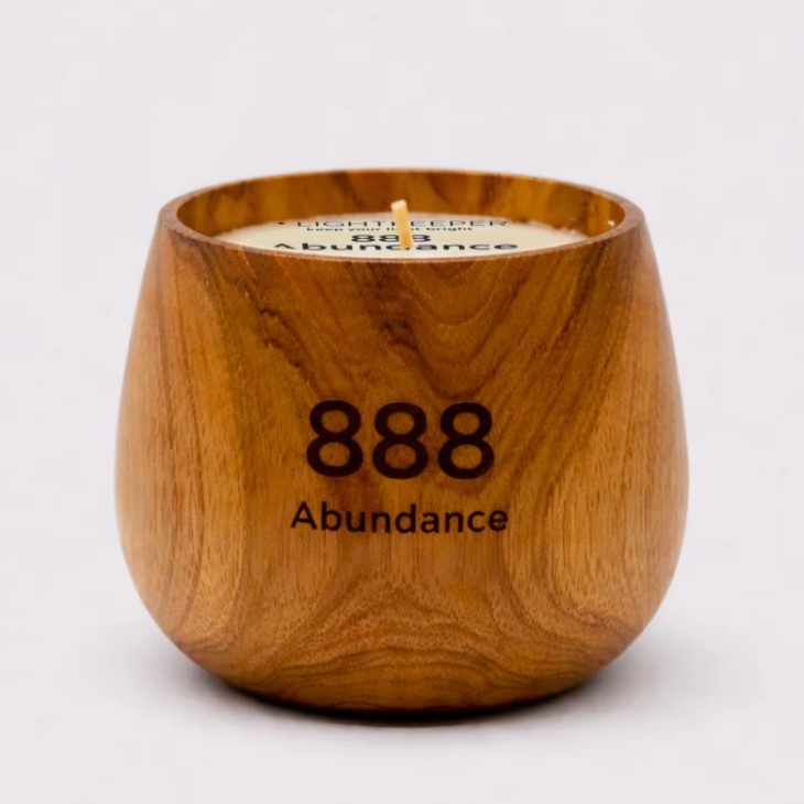 Lightkeepers abundance candle