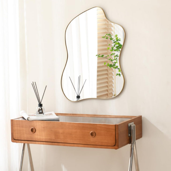 wall mirror